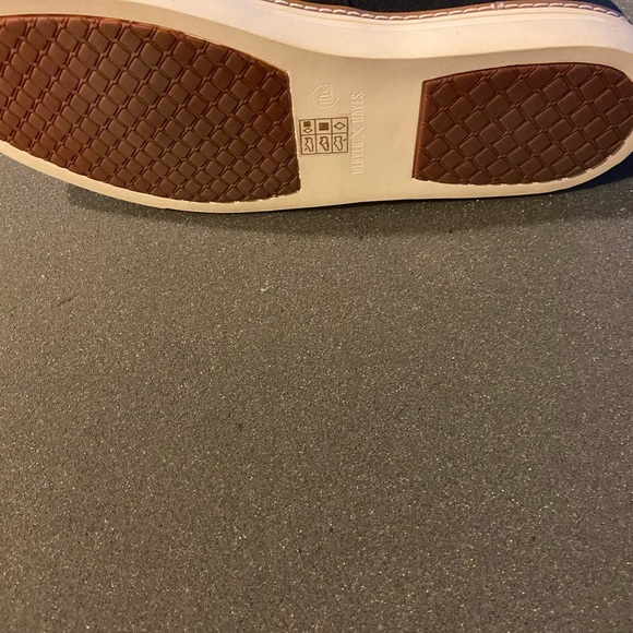 Levoca leather slip on - Picture 2 of 4